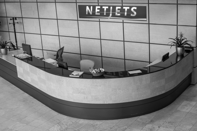 NetJets Receptionist Desk